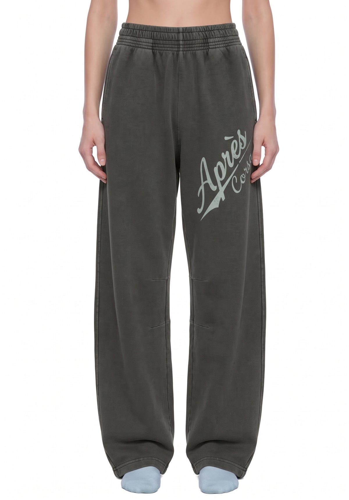 Esses Sweats-Tarmac